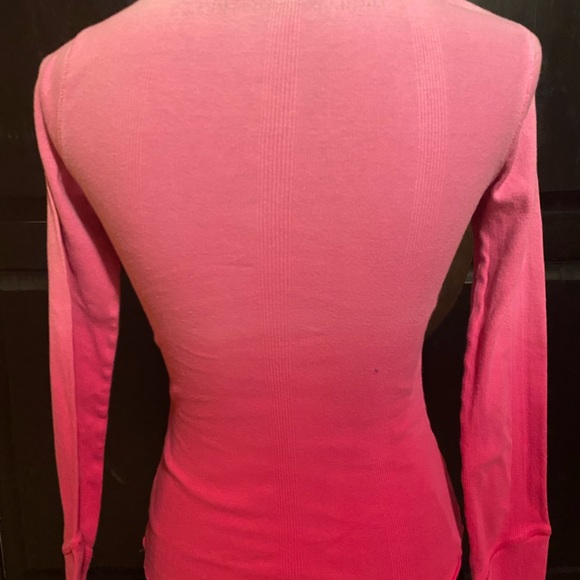 Vintage language top. - Picture 4 of 6